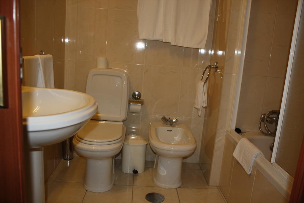 Residencial Stª Joana Hotel อาเวโร ห้อง รูปภาพ
